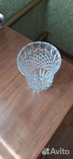 Хрустальная ваза