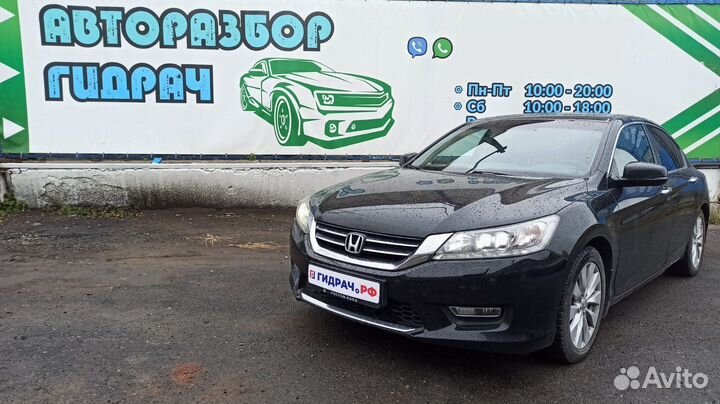 Кронштейн задней балки Honda Accord 50365TA0A00