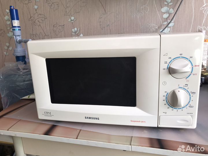 Микроволновая печь Samsung G2618CR