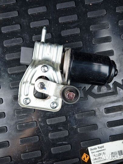 Моторчик стеклоочистителя шкода рапид 2016