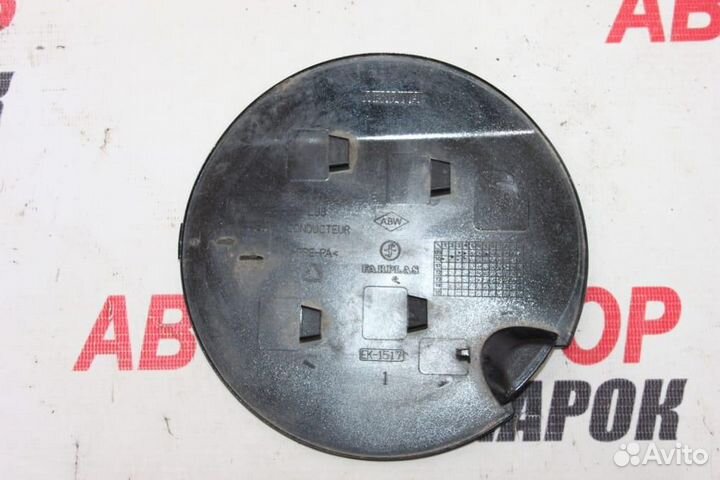 Лючок бензобака для Renault Fluence 2010