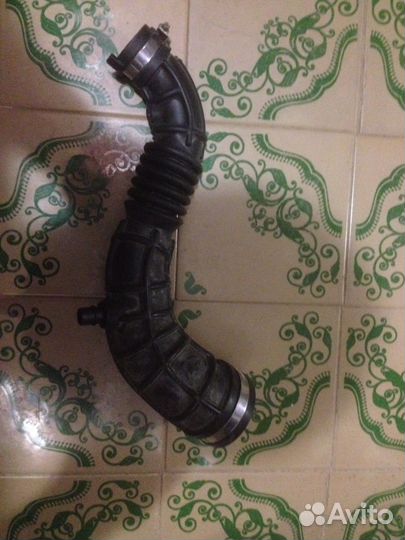 Патрубок воздушный Renault 8200500383