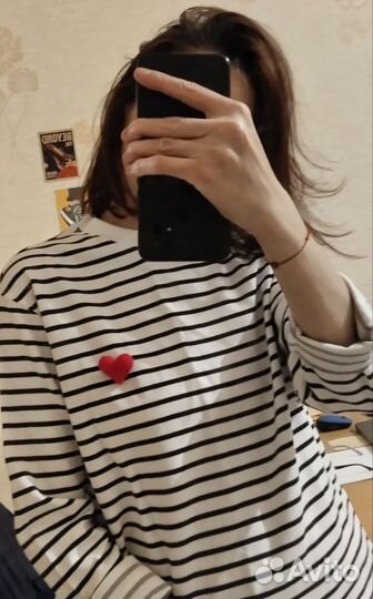 Вязаная брошь-сердце