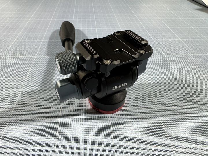Штативная голова Ulanzi U-190 гидравлическая