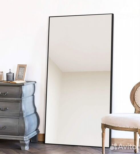 Зеркало настенное в черной раме 70*150см