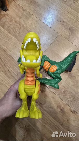Динозавры игрушки