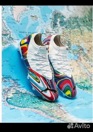 Футбольные бутсы puma