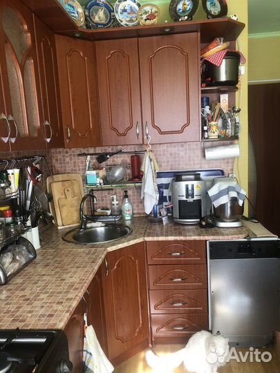 Кухонный гарнитур угловой бу с техникой