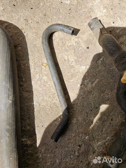 Патрубки Toyota yaris 2