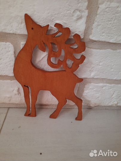 Фигурка олень отличный подарок