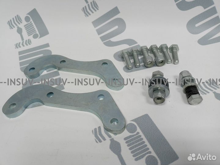 Комплект переходн.пластин Нива на суппора ваз 2108
