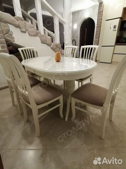 Столы и стулья