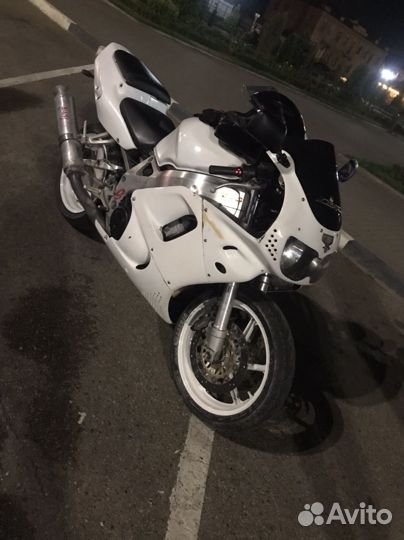 Honda CBR900RR