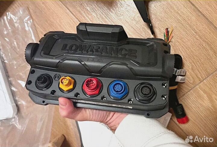 Эхолот lowrance 7 hds 3в1 датчик. Новый