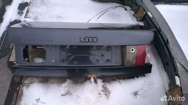 Крышка багажника Audi 80B4