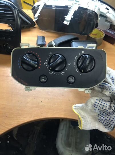 Блок управления печкой Renault Symbol