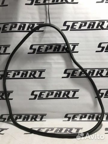 Уплотнитель двери передний правый Volkswagen