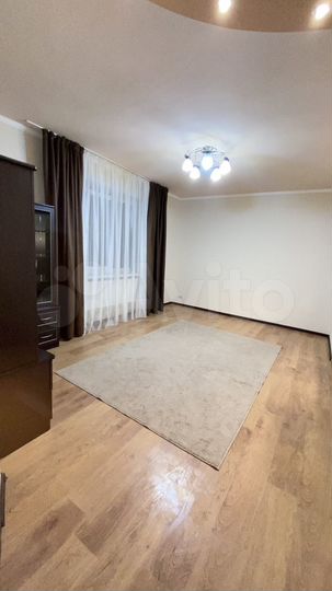 2-к. квартира, 60 м², 4/5 эт.