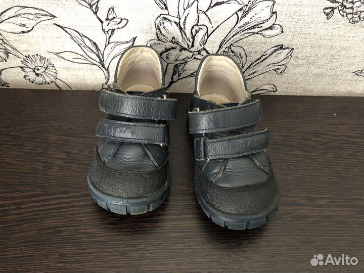 Ботинки для мальчика 22