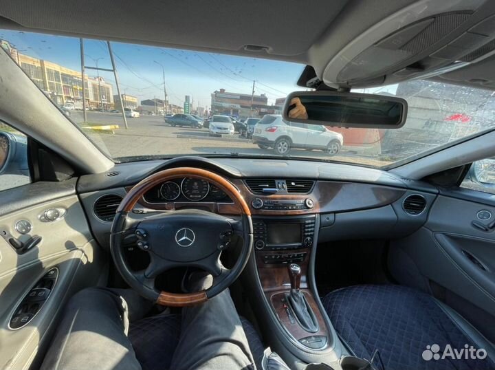 Mercedes-Benz CLS-класс 5.0 AT, 2005, битый, 251 000 км