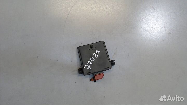 Блок управления интерфейсом Volkswagen Tiguan, 201