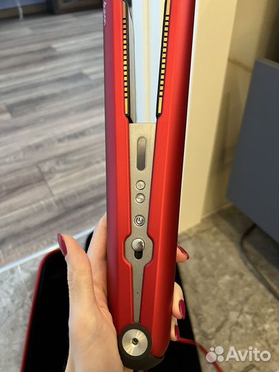 Выпрямитель Dyson Corrale HS03, красный