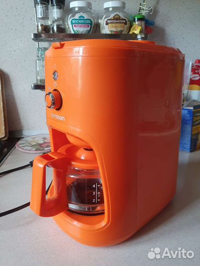 Кофеварка Oursson со встроенной кофемолкой