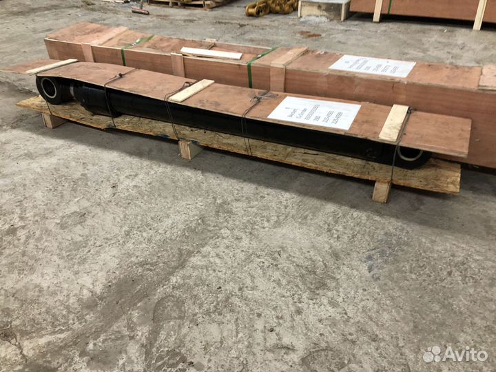 Гидроцилиндр ковша E320D/323D 242-6756, 242-6759