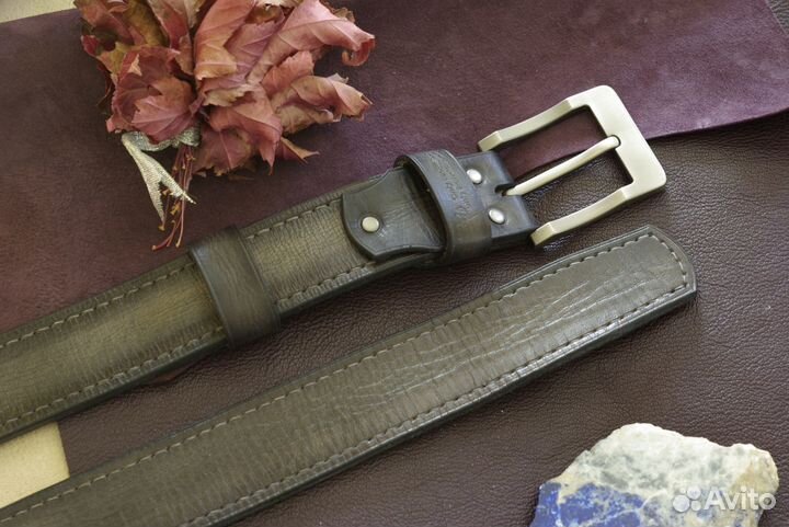 Брутальный кожаный ремень ручной работы