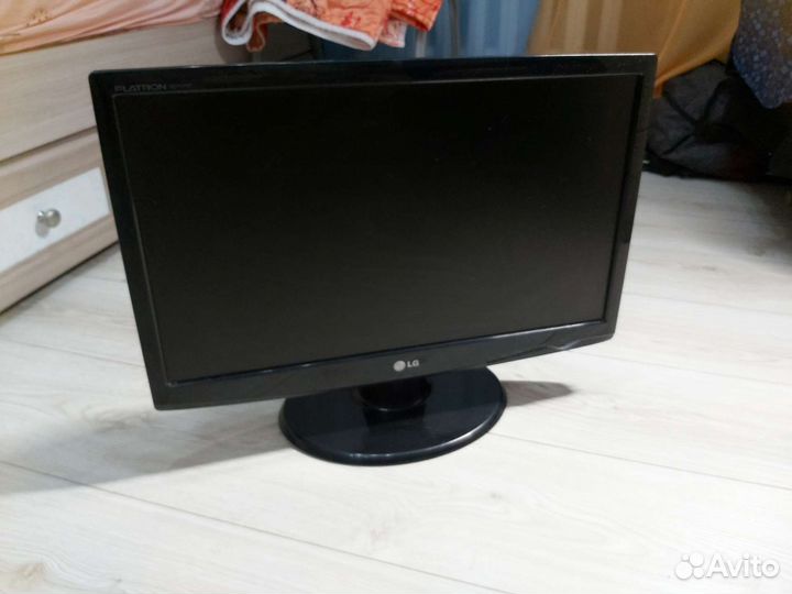 Монитор LG