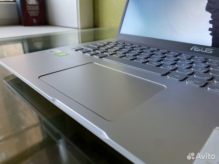 Asus Laptop / Core i3 10th gen / MX 110