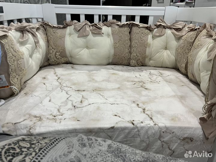 Бортики в кроватку