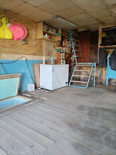 Гараж, > 30 м²