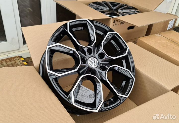 Новые R17 на Volkswagen Tiguan Jetta Golf Passat