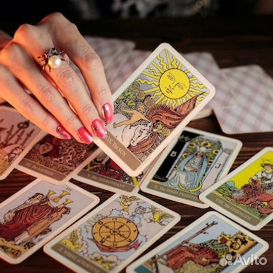 Гадание Расклад на картах таро Обучение разлив