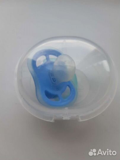 Соски пустышки разные