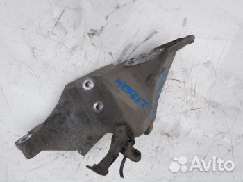 Кронштейн генератора