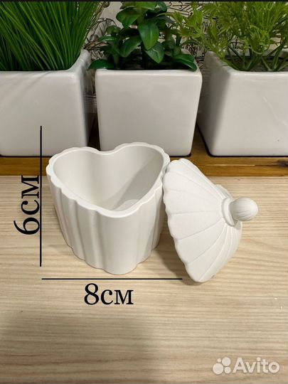 Изделия из гипса