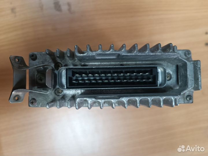 Блок управления W124