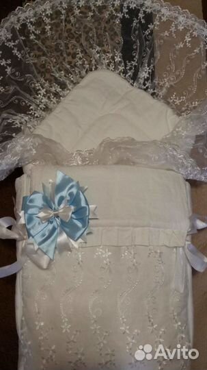 Белоснежный конверт и одеяло на выписку