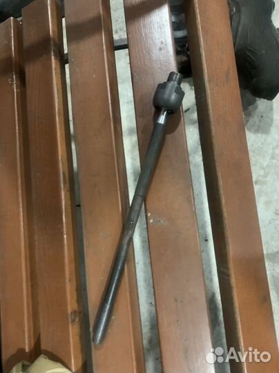 Тяга рулевая Ленд Ровер Дискавери 3,4