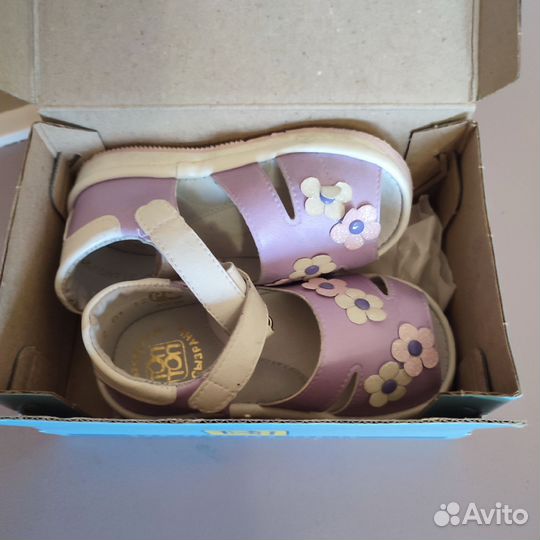 Босоножки для девочки