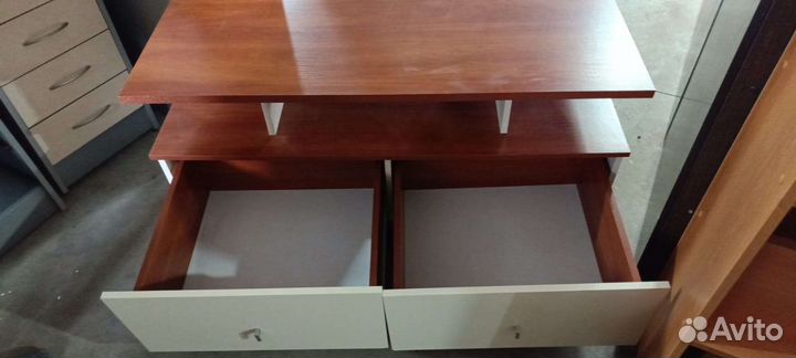 Тумба под телевизор