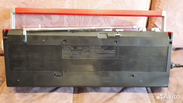 Магнитола Sharp QT 25 из 80-х