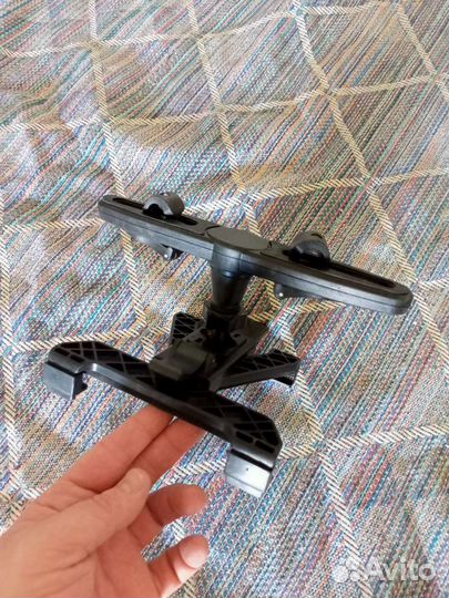 Держатель для планшета на подголовник сиденья