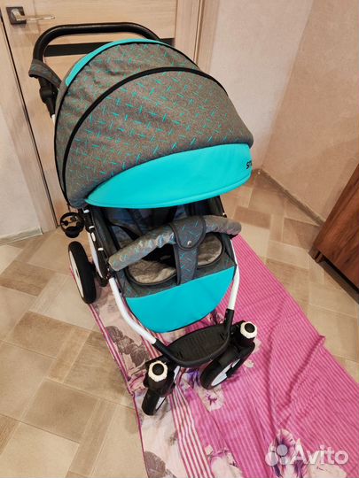 Прогулочная коляска