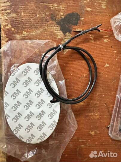 Значок toyota с подсветкой