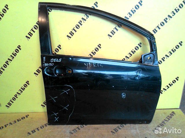 Дверь передняя правая Toyota Yaris 2005-2011