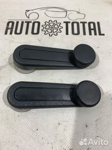 Ручка стеклоподъемника Toyota Corolla 150 1ZR 2008