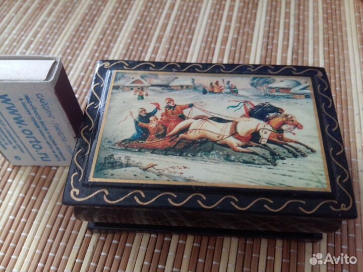 Шкатулка для украшений